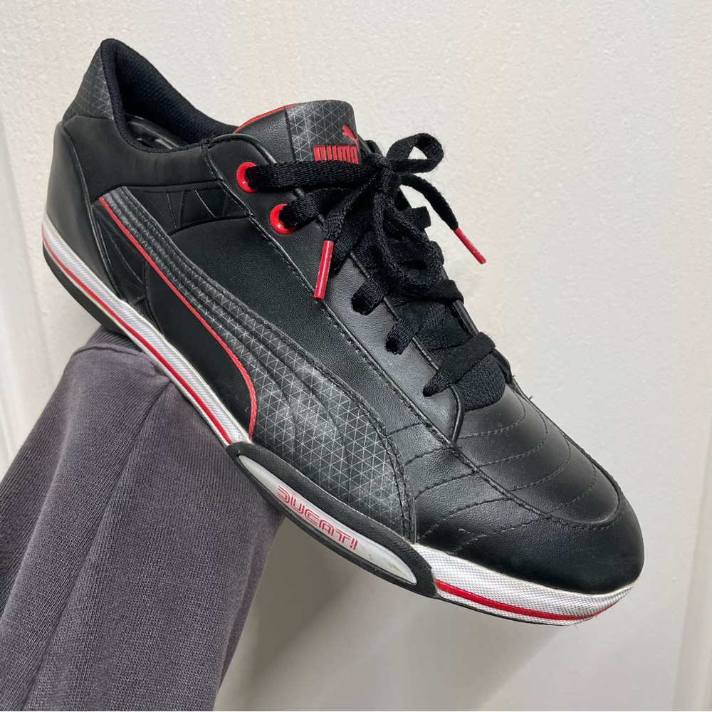 PUMA x DUCATI‎ TESTASTRETTA – SIZE 44 EUR / 10.5 US – BLACK / RED / WHITE